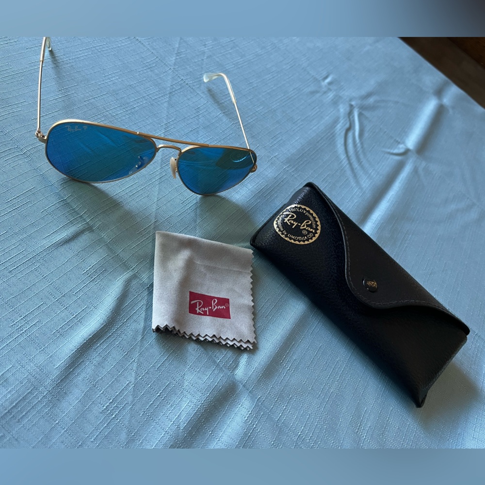 Ray-Ban Aviator Sunglasses